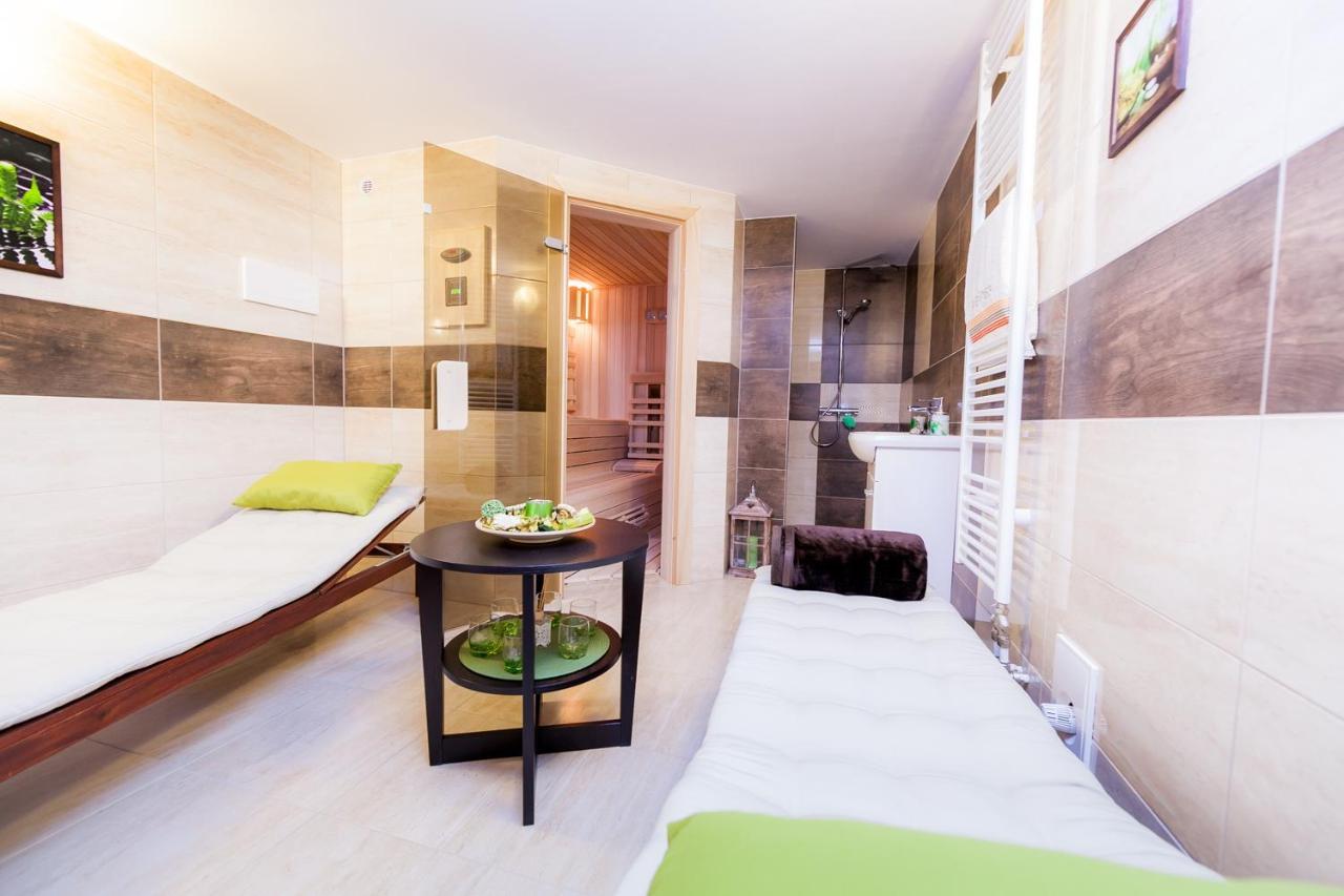 Relax Apartmany オシュチュニツァ エクステリア 写真